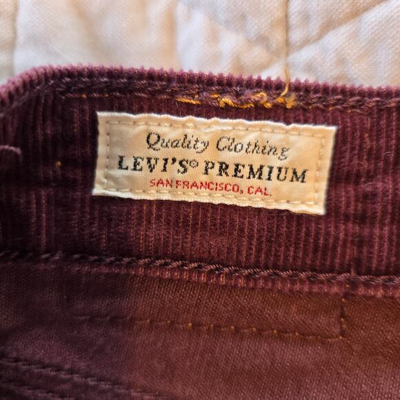 Levi's Rib Cage Straight Ankle Corduroy Pants Women's 32 Red Casual Festival - Picture 6 of 9